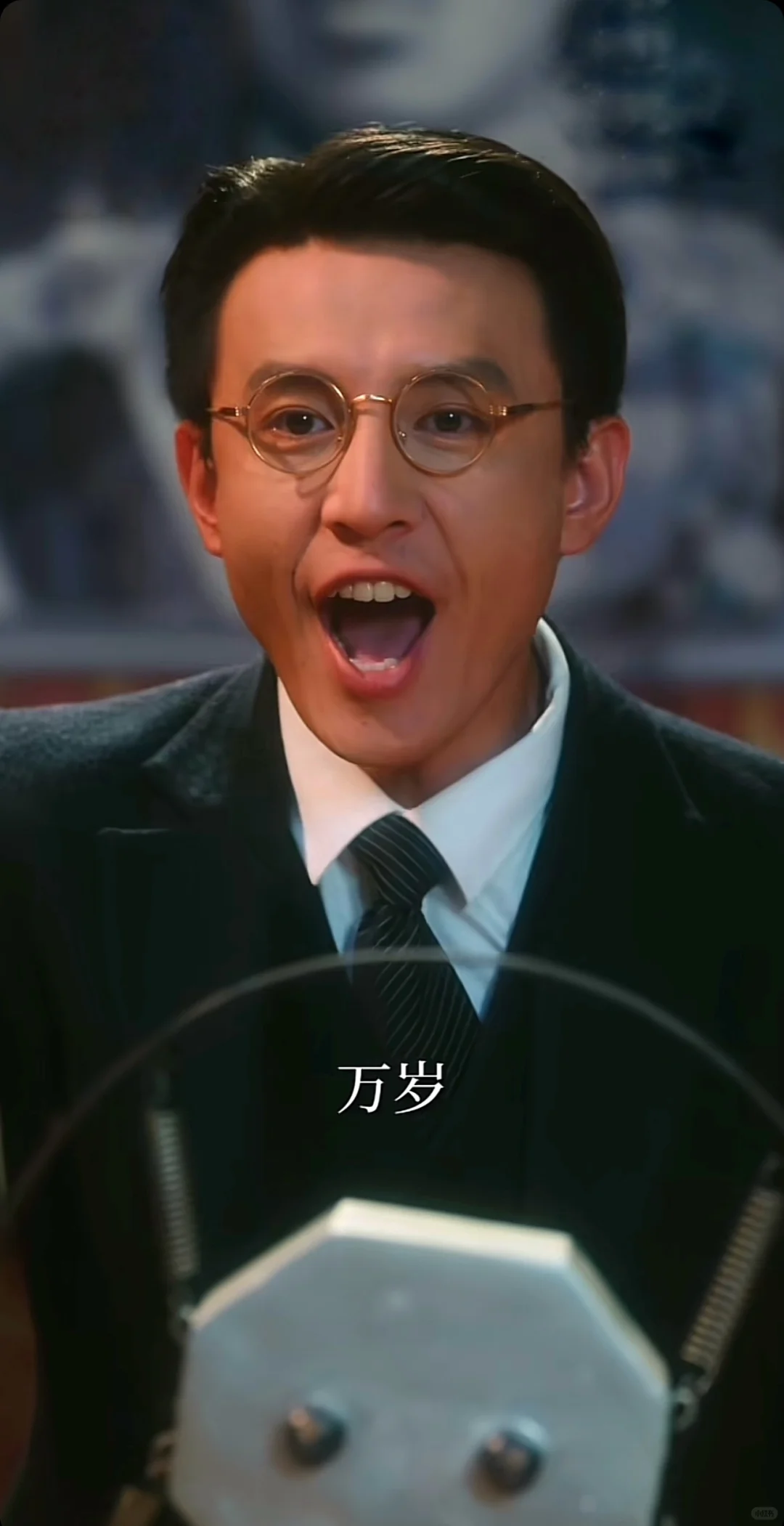 肖像摄影级表演,有光晕的一张脸