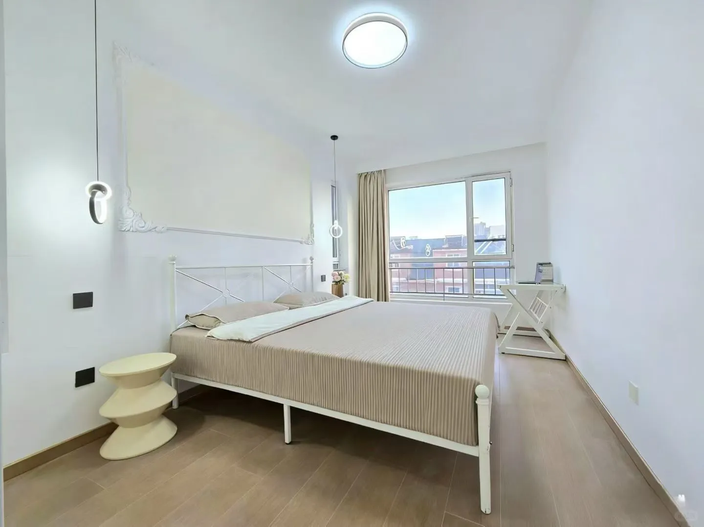 近理工软件园数码广场两室整租2100