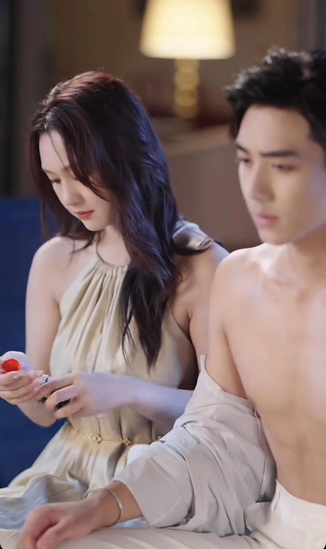 新题材《许你顾盼生辉》可看❗️