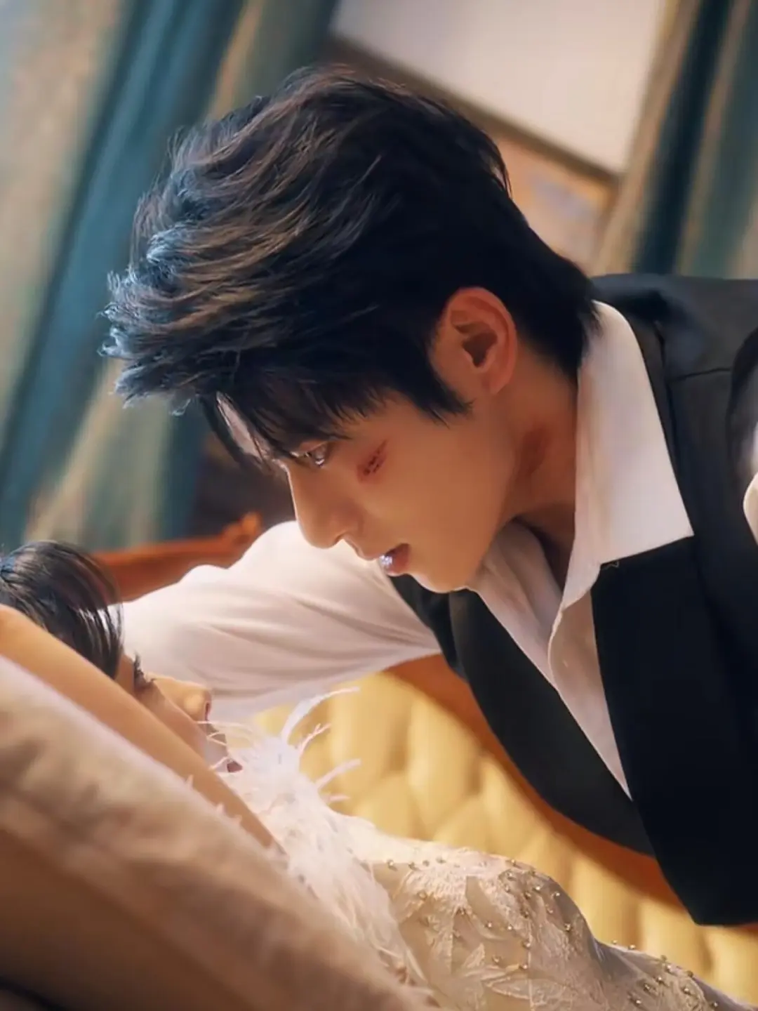 “养父”变“丈夫”，背德强制爱太带感！