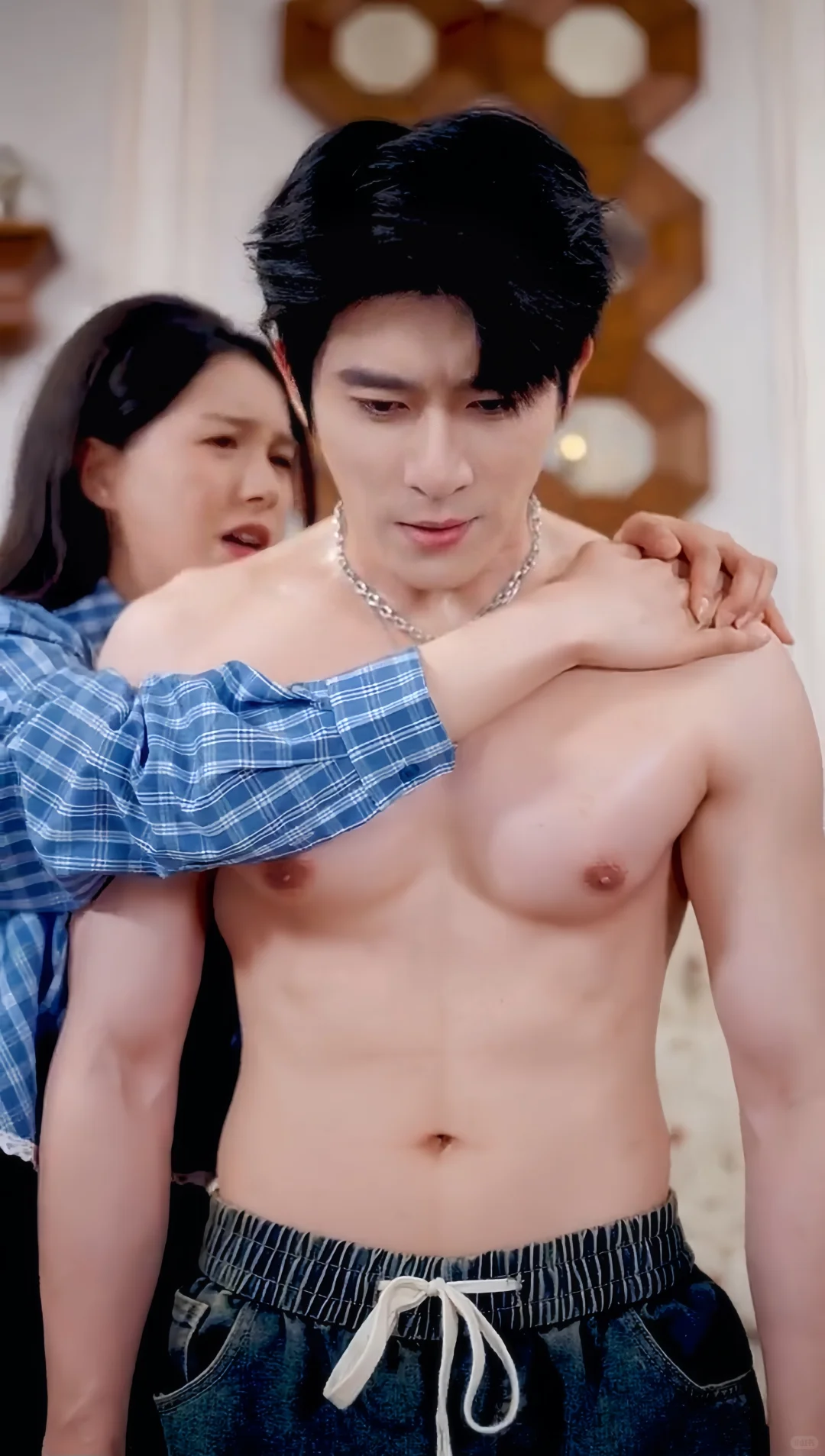 为你千千万万次!发现短剧届新大肌杨宇斌