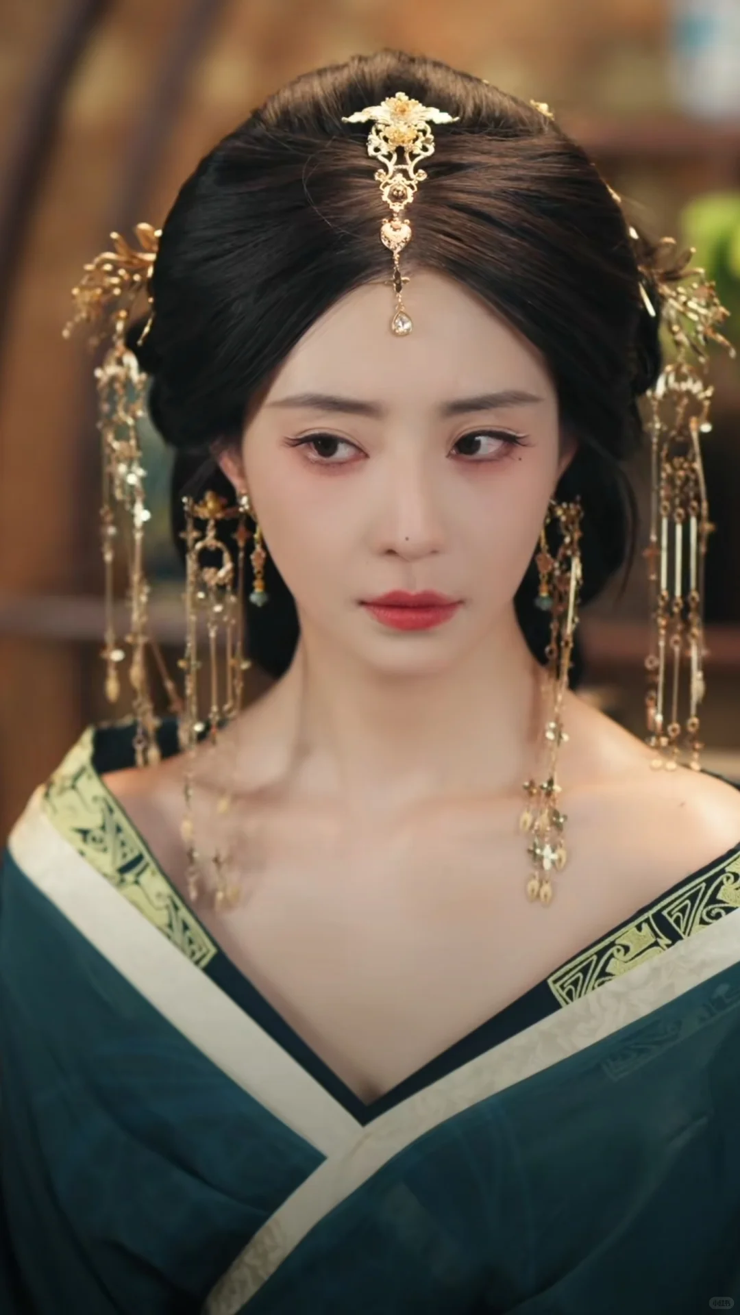 🍅🍆免费短剧 | 穿书，帝王拥有读心术