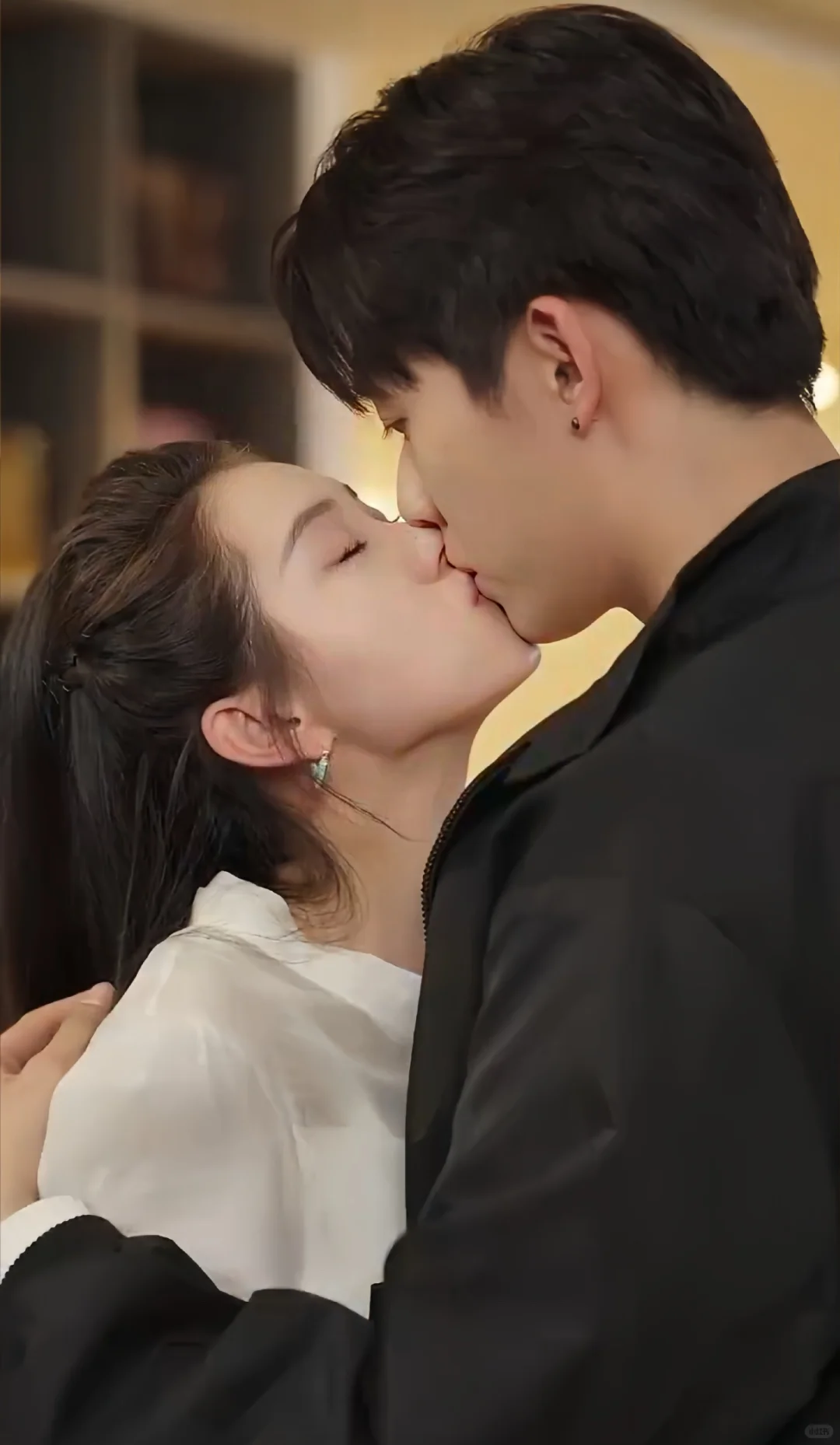 🆘红温cp‼️清冷穷困校花❌痞帅多金校霸