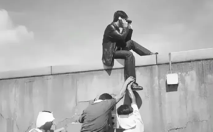 以前香港电影的硬核安全措施！！！