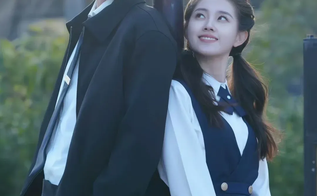 🆘红温cp‼️清冷穷困校花❌痞帅多金校霸