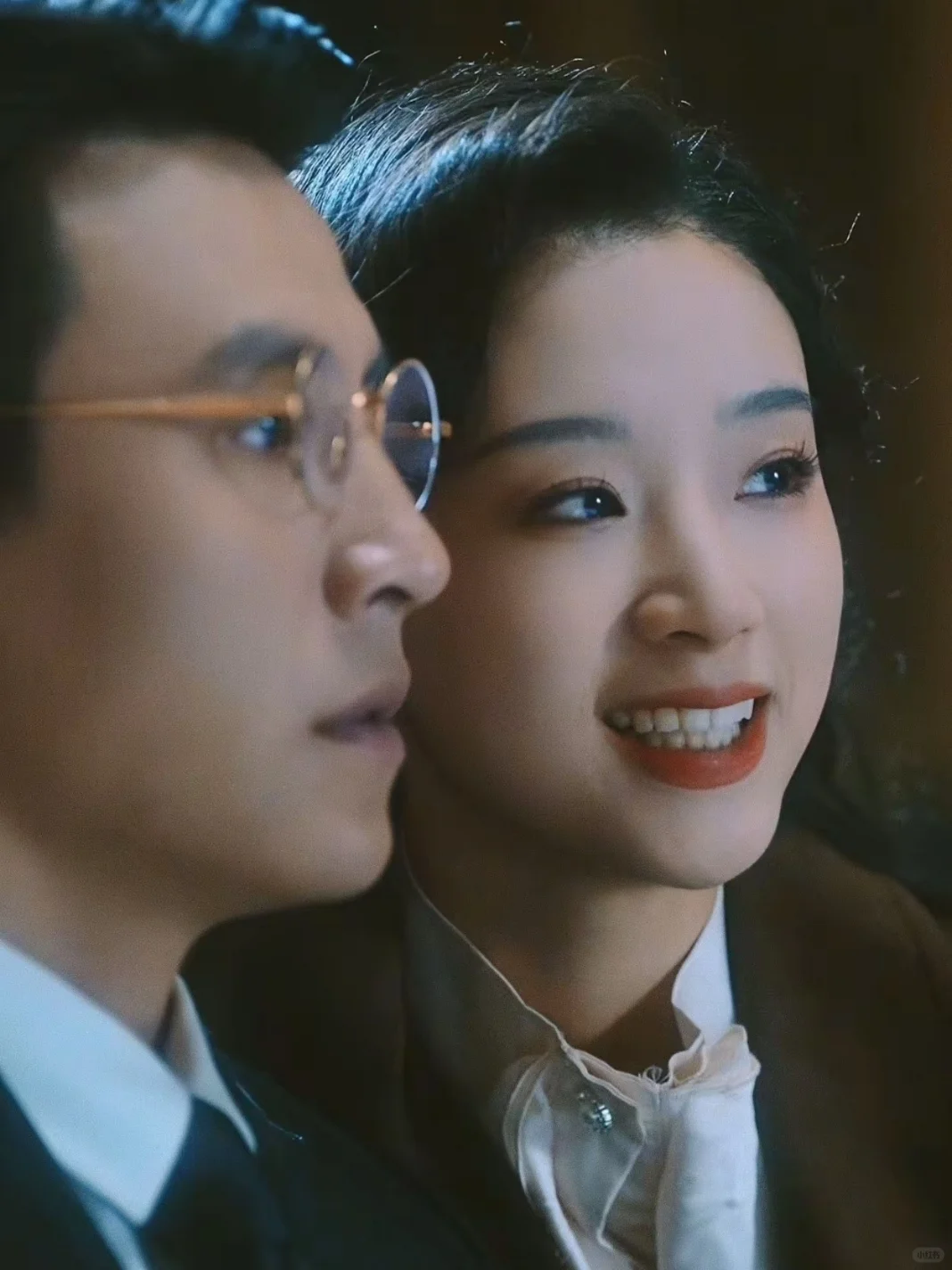 竖屏谍战天花板‼️在刀尖上谈恋爱,燃爆了