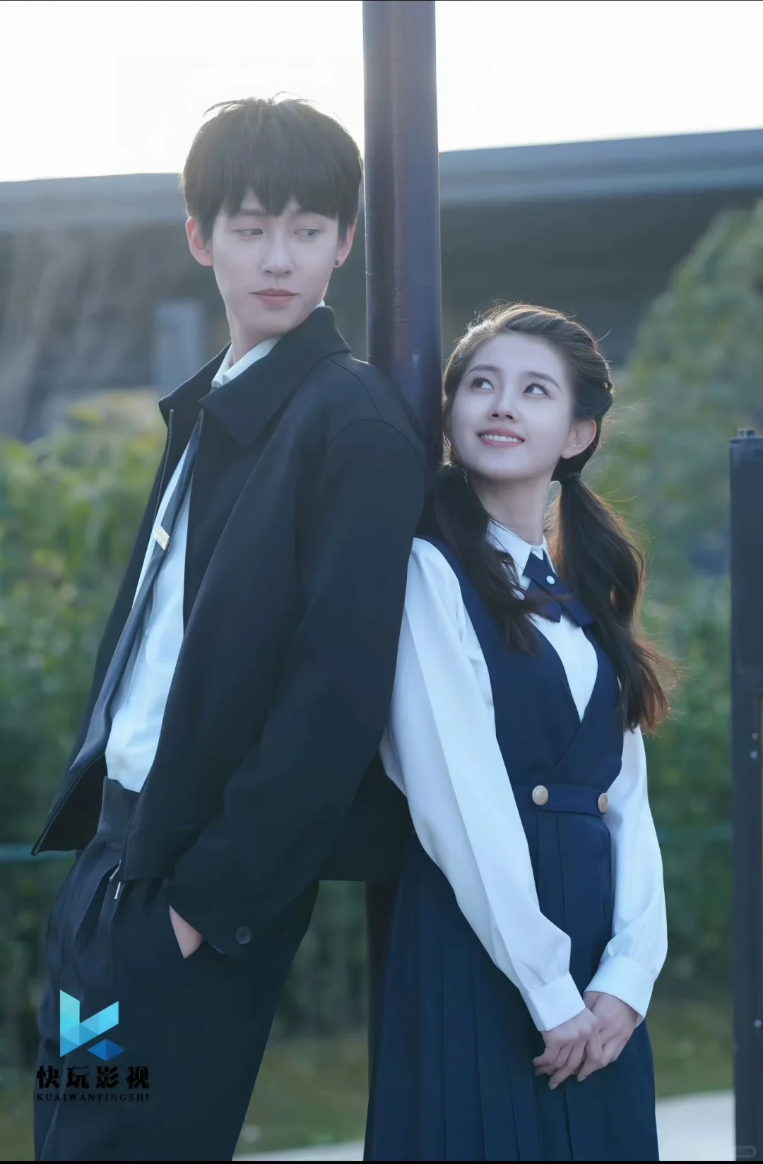 🆘红温cp‼️清冷穷困校花❌痞帅多金校霸