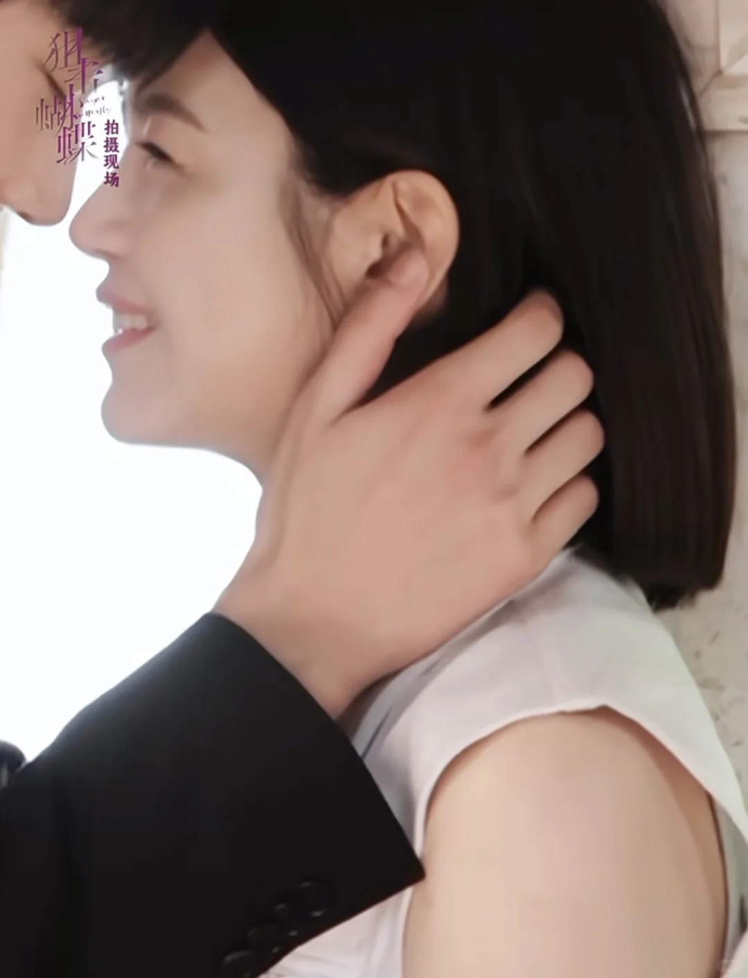 终了播了‼️禁忌姐弟恋“姐姐,我不是孩子了”