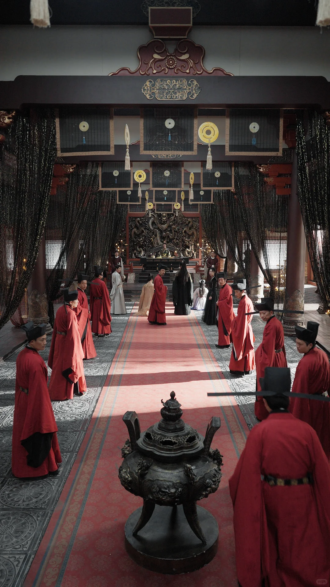 短剧调色《开局入洞房，被迫争天下》