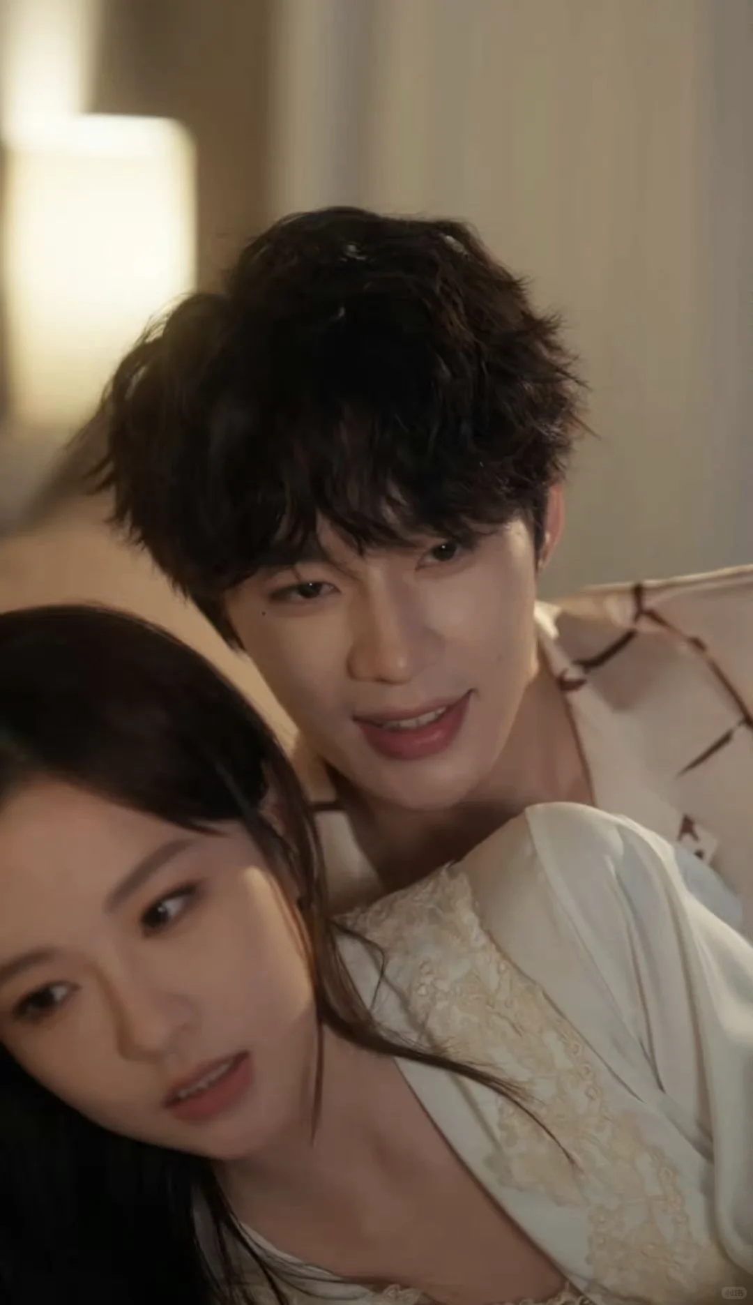 我不语只是一味嘴角上扬:年下 如此美妙!