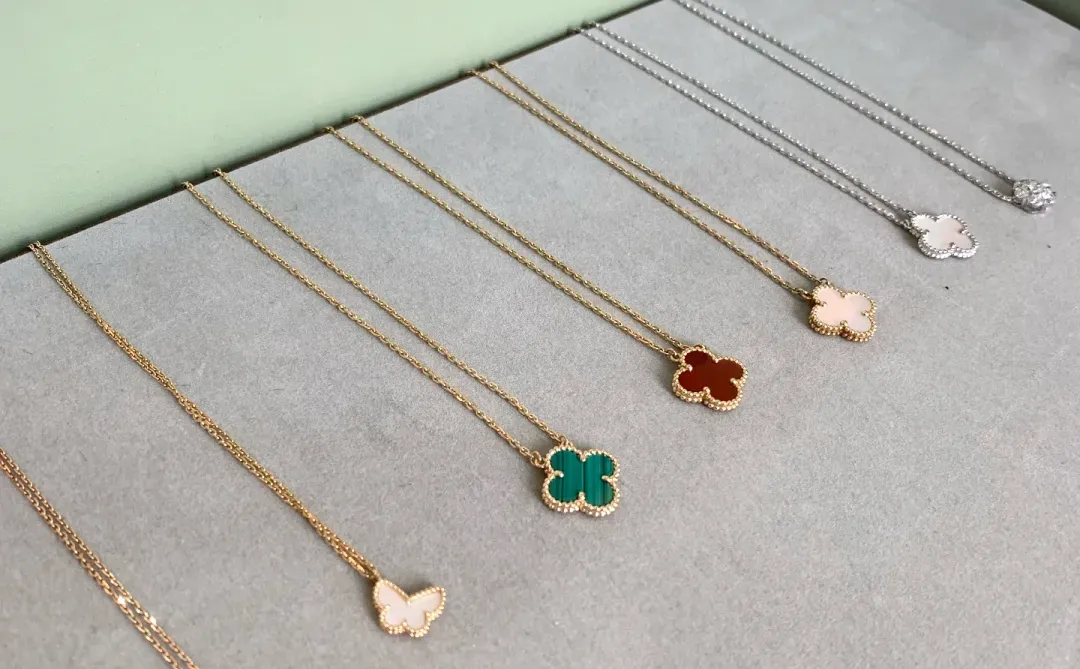 经济上行时期的电影用Bvlgari铺床