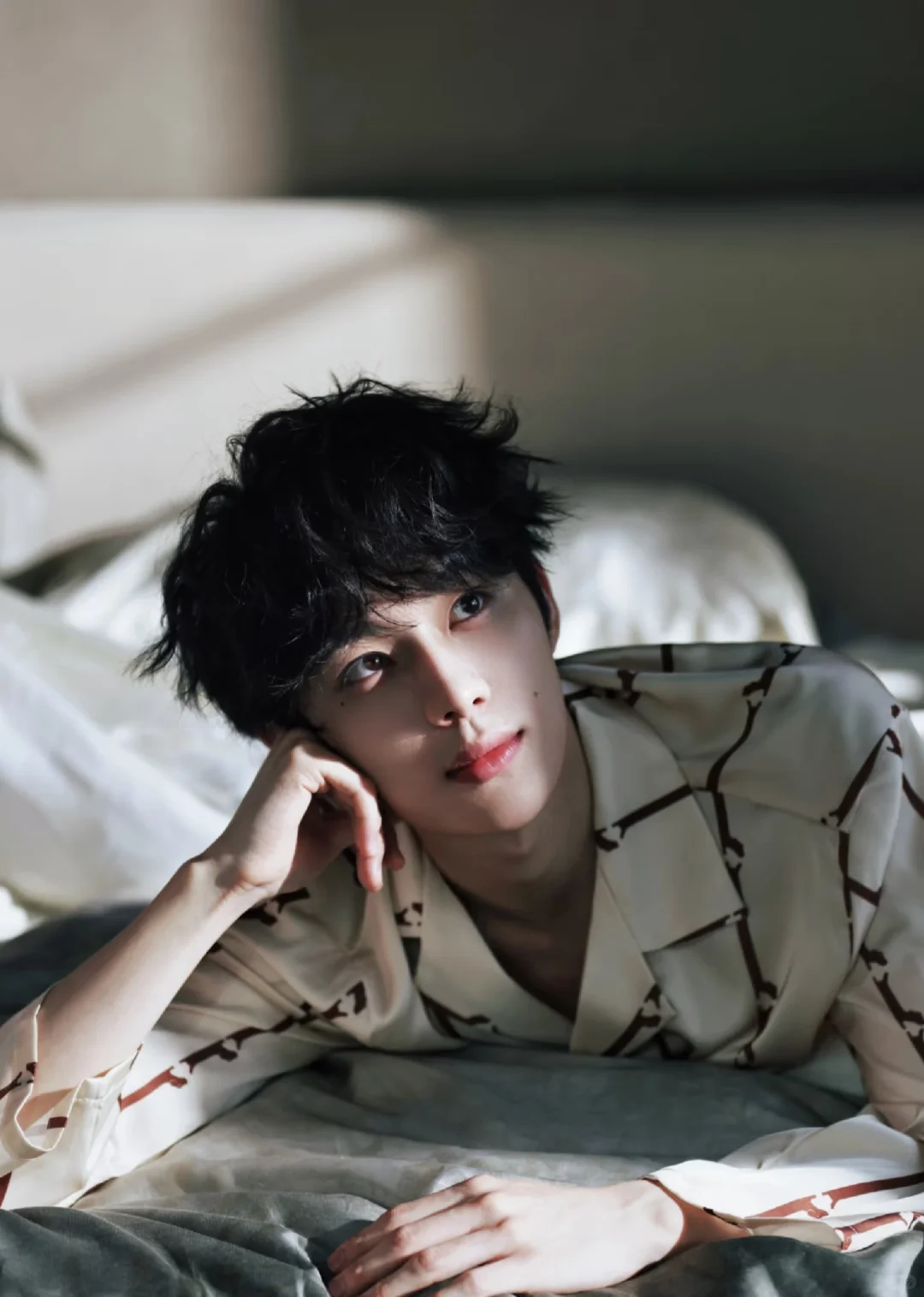 没有安全感的人需要一个赶不走的奶狗弟弟