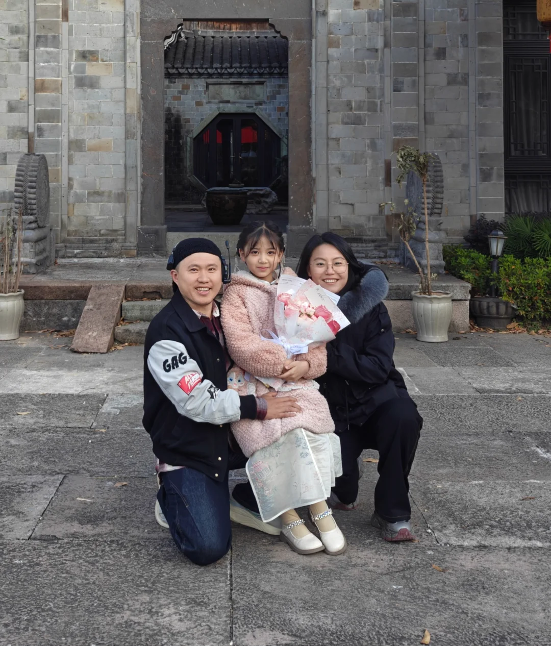 <天道1•阴阳相生>杀青大吉”></p>
<p style=