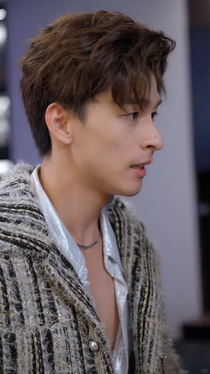 国产短剧《夜色藏娇》