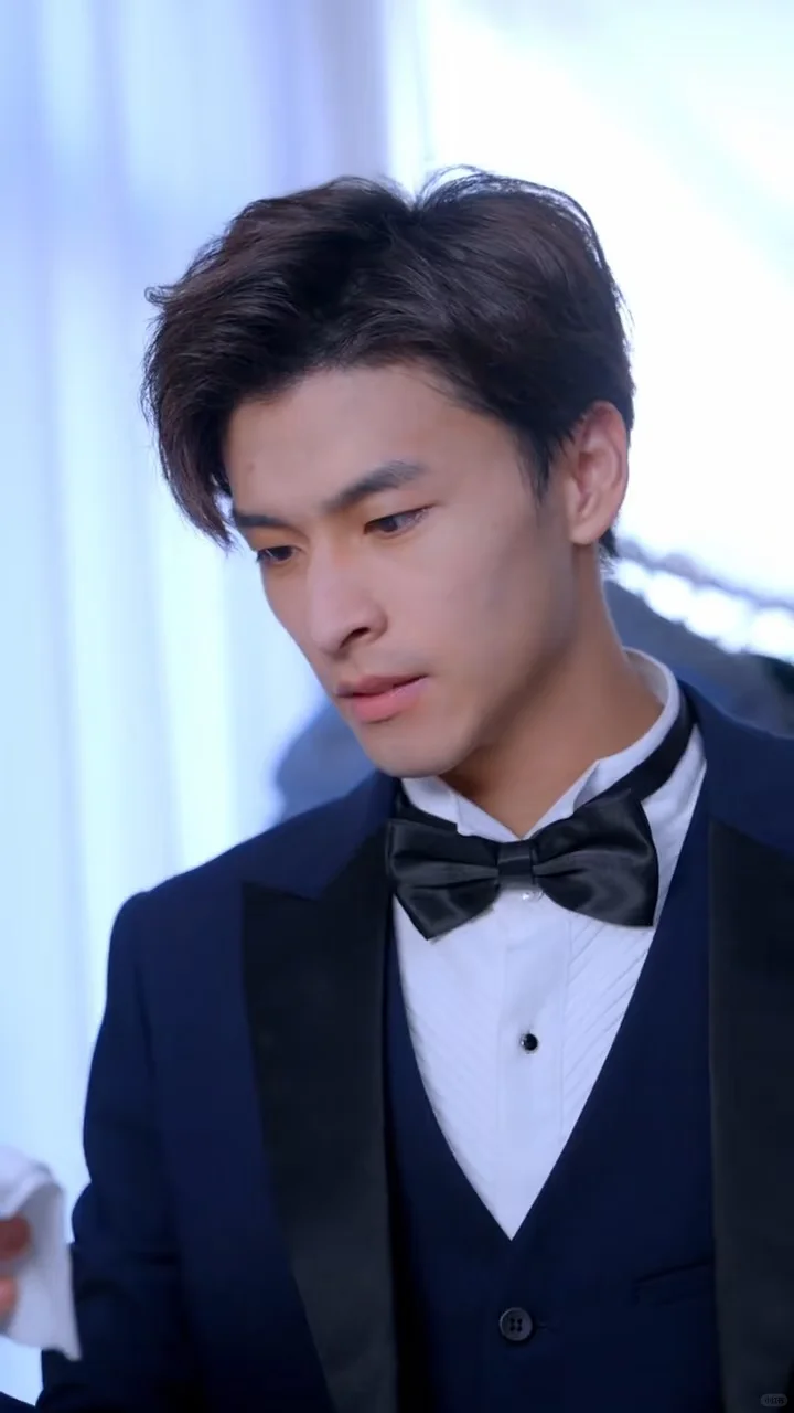 国产短剧《夜色藏娇》