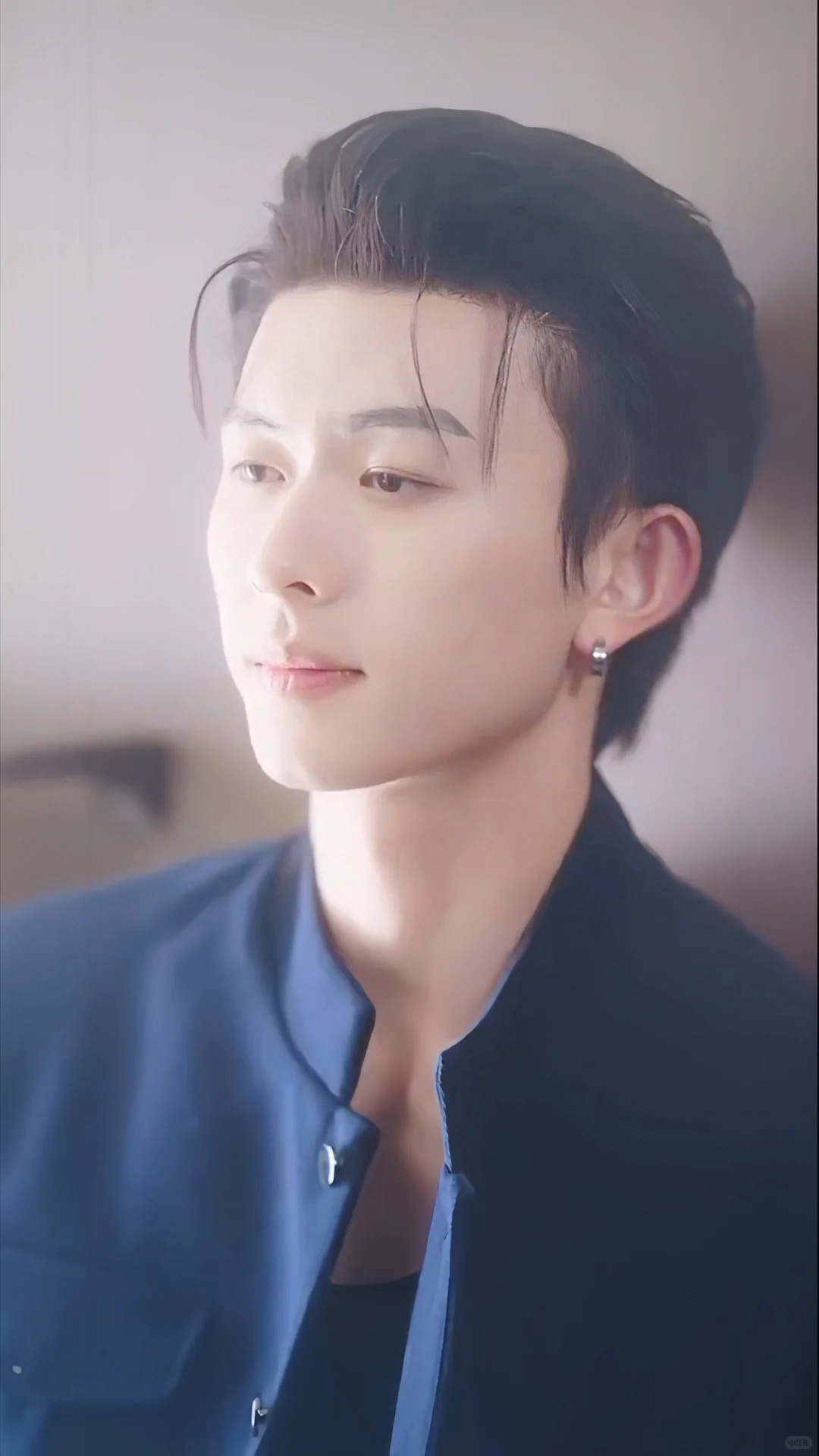 初见裴淮聿「澹滟血初炽，裴回魄未平」