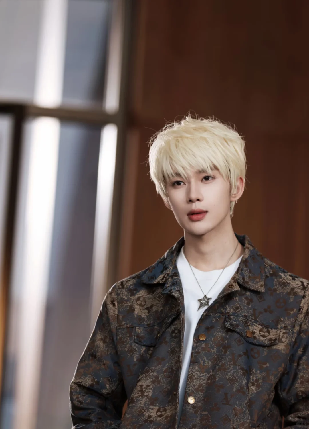 没有安全感的人需要一个赶不走的奶狗弟弟