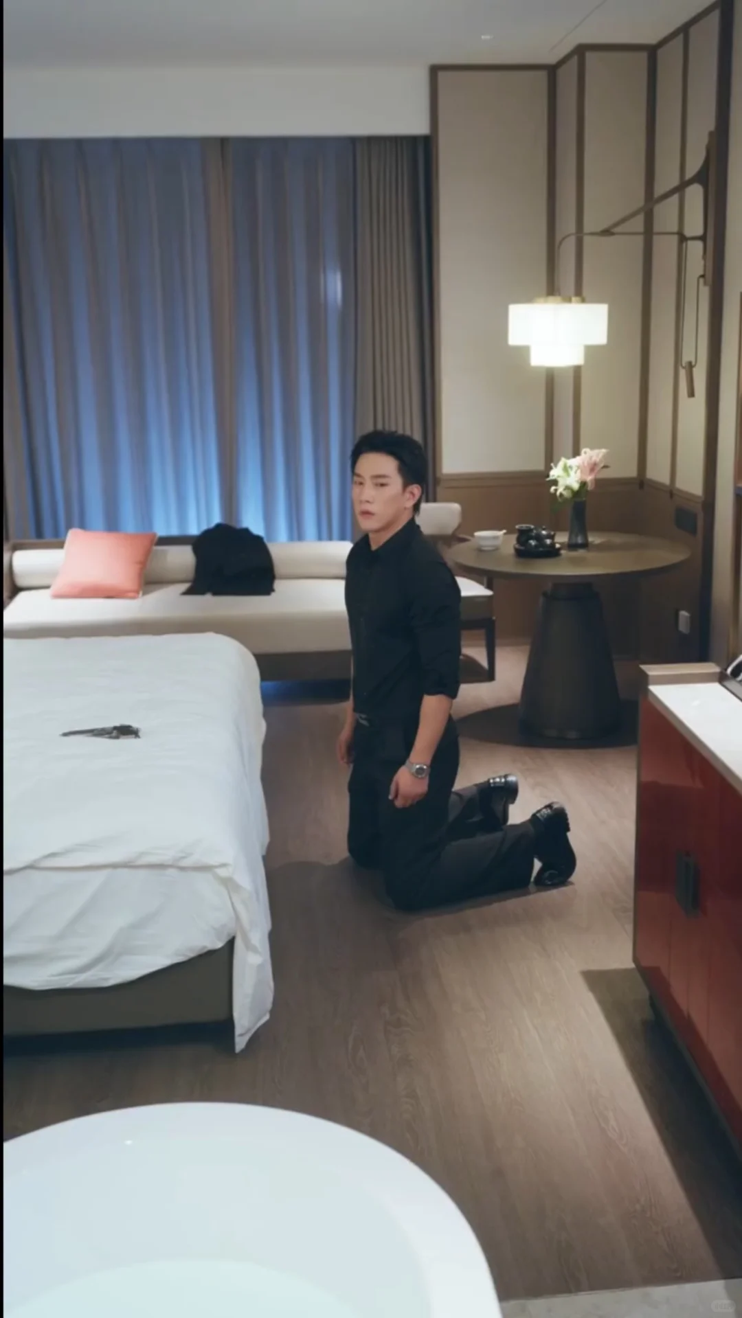 此男的每一滴血和泪都让我觉得无比肮脏恶心