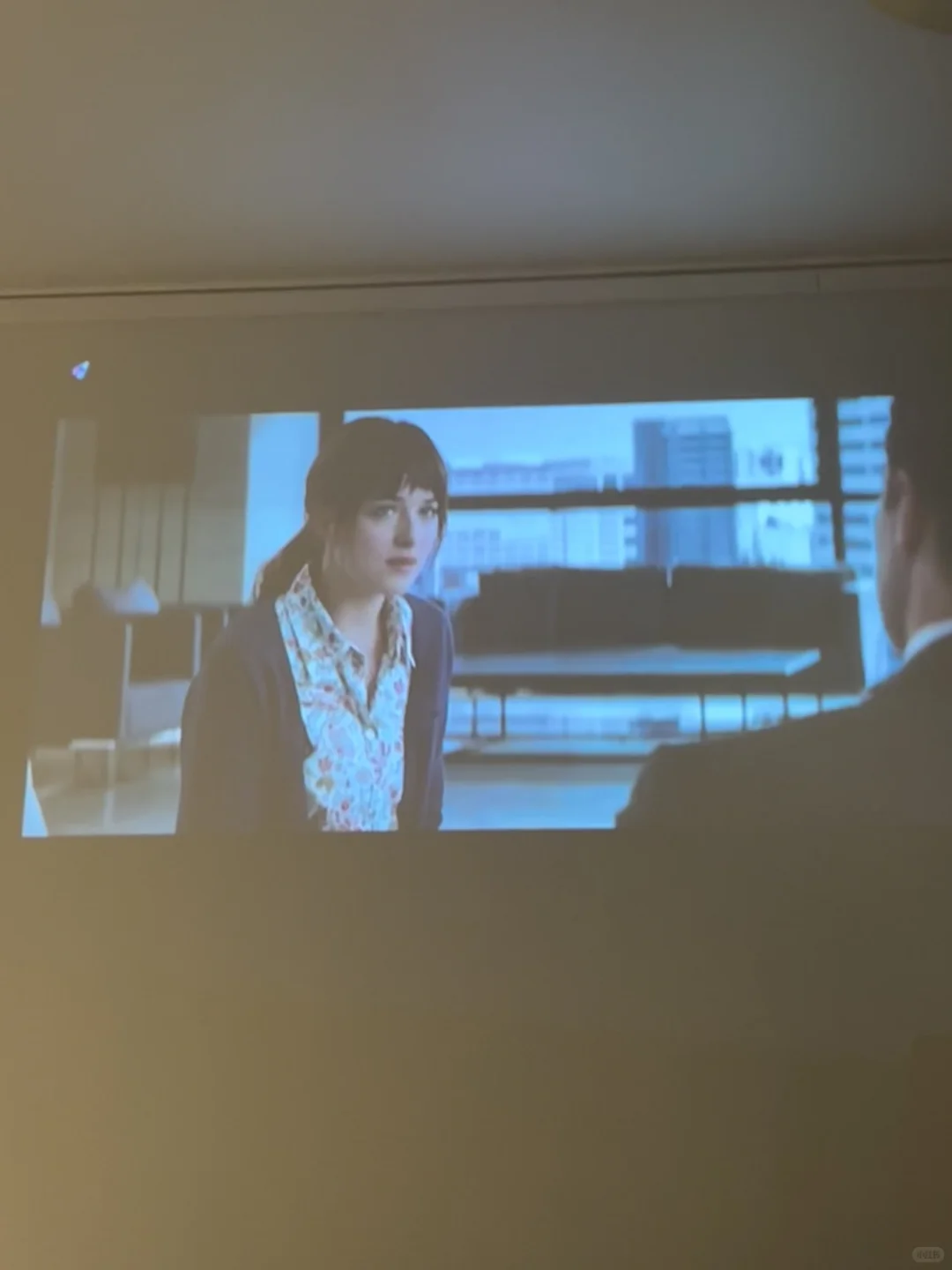 拉着男朋友看五十度灰lol