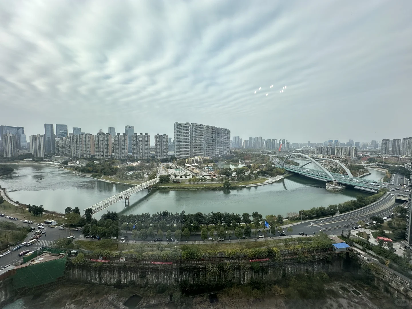 捡漏天府三街🔥江景房，精装带3大件，170➕