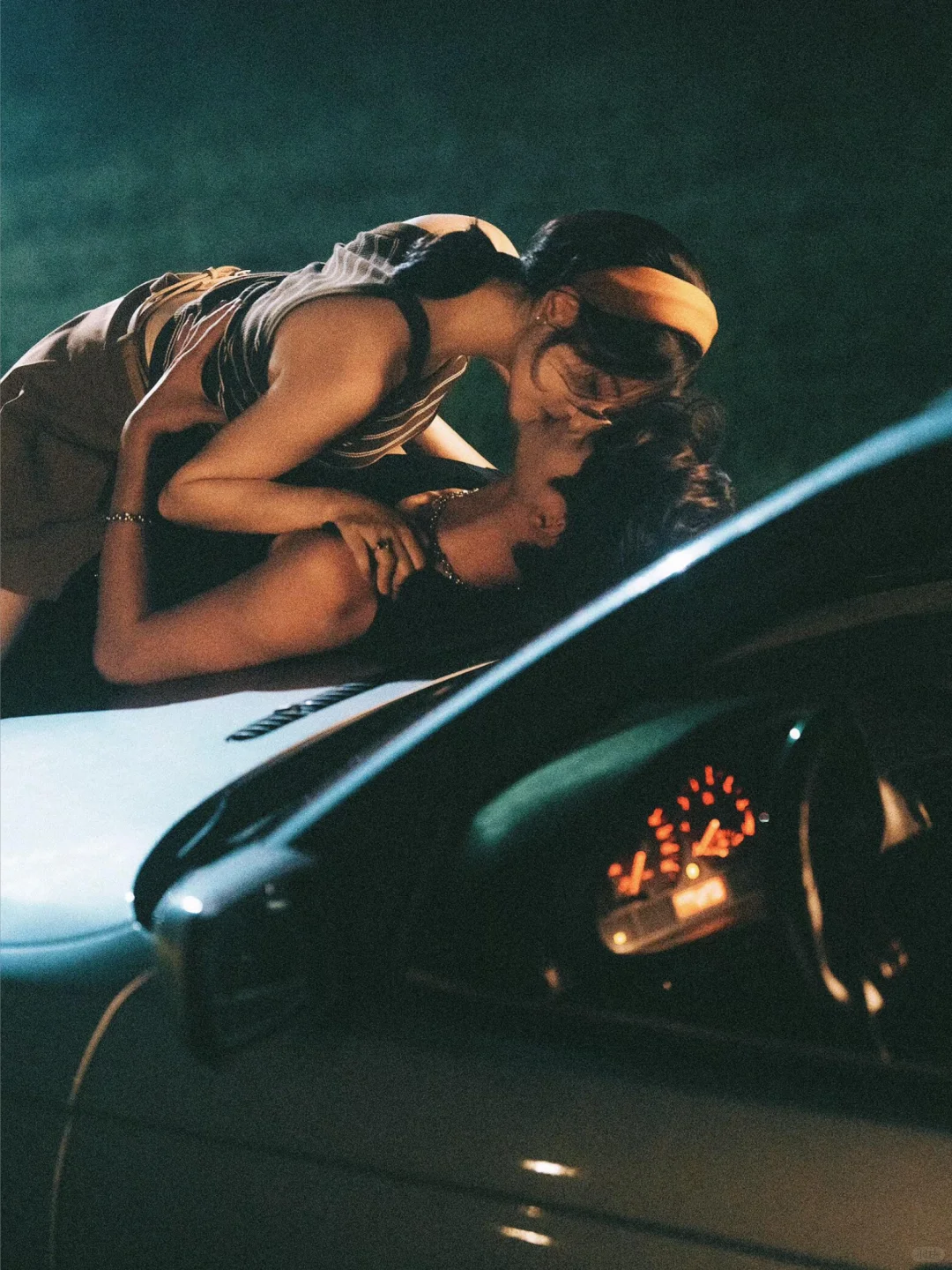 💋逃婚千金×野痞赛车手，甜虐交织太撩了😌