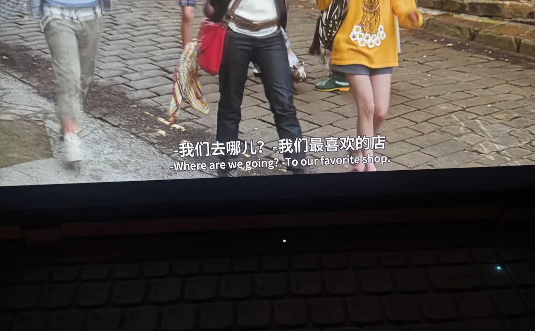 一晚上看了三部小妞电影