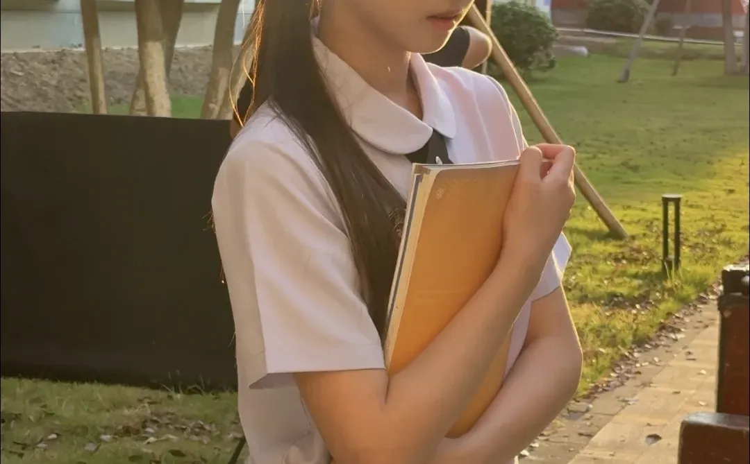 短剧《暗恋这件难过的小事》