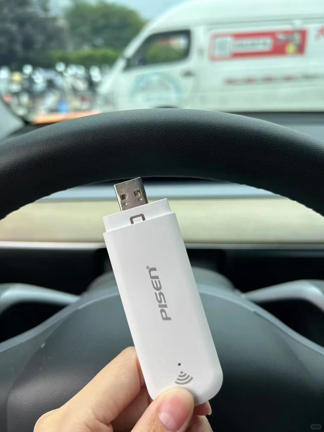 坠适合开车使用的随身wifi出现了！