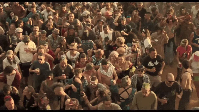 看完几乎被毁灭，没勇气推荐给朋友的电影