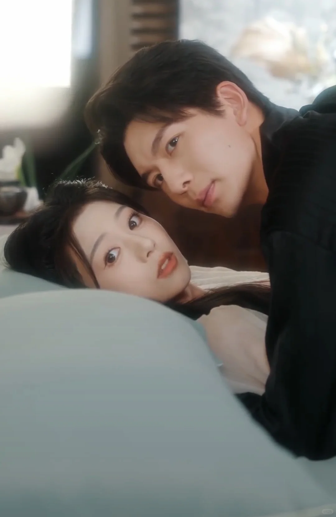 穿进短剧后,夫人她整顿直播界•尬颠轻喜