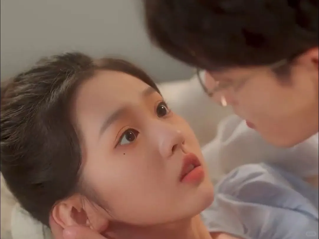 短剧《入夜对她上瘾》小红书免费看全集