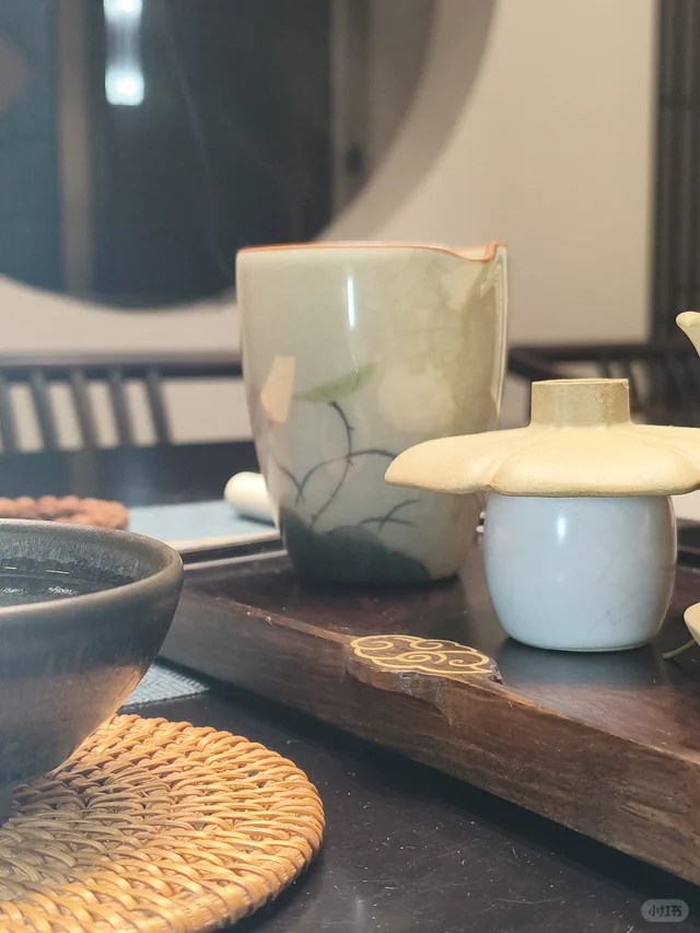 观水通禅意，闻香去染心