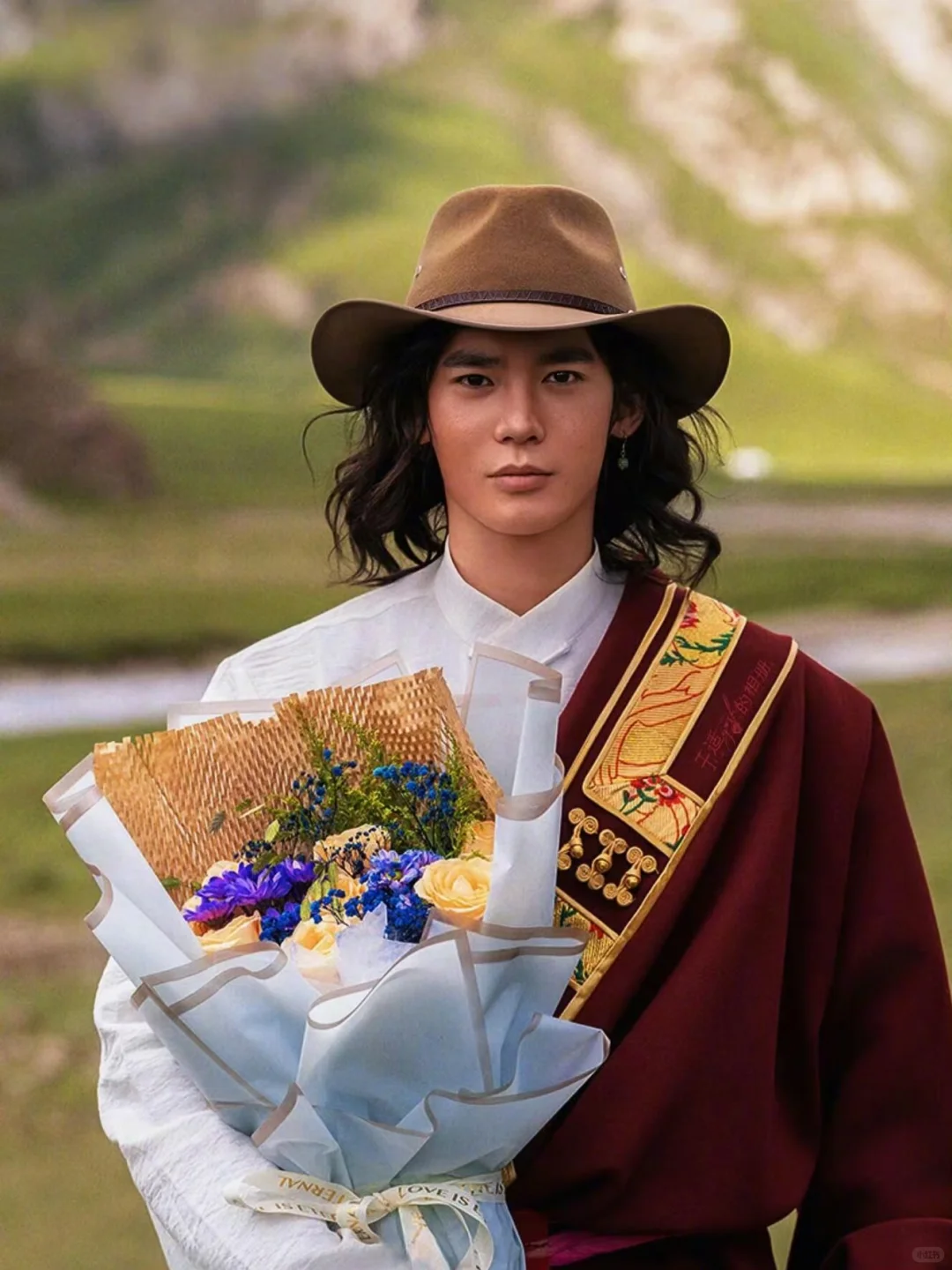 爱上一个藏族人 就会爱上草原雪山 爱上一切