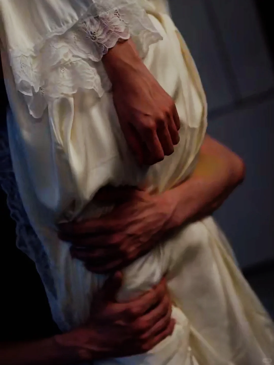 天呐‼️短国竟然拍了尸姐的小说