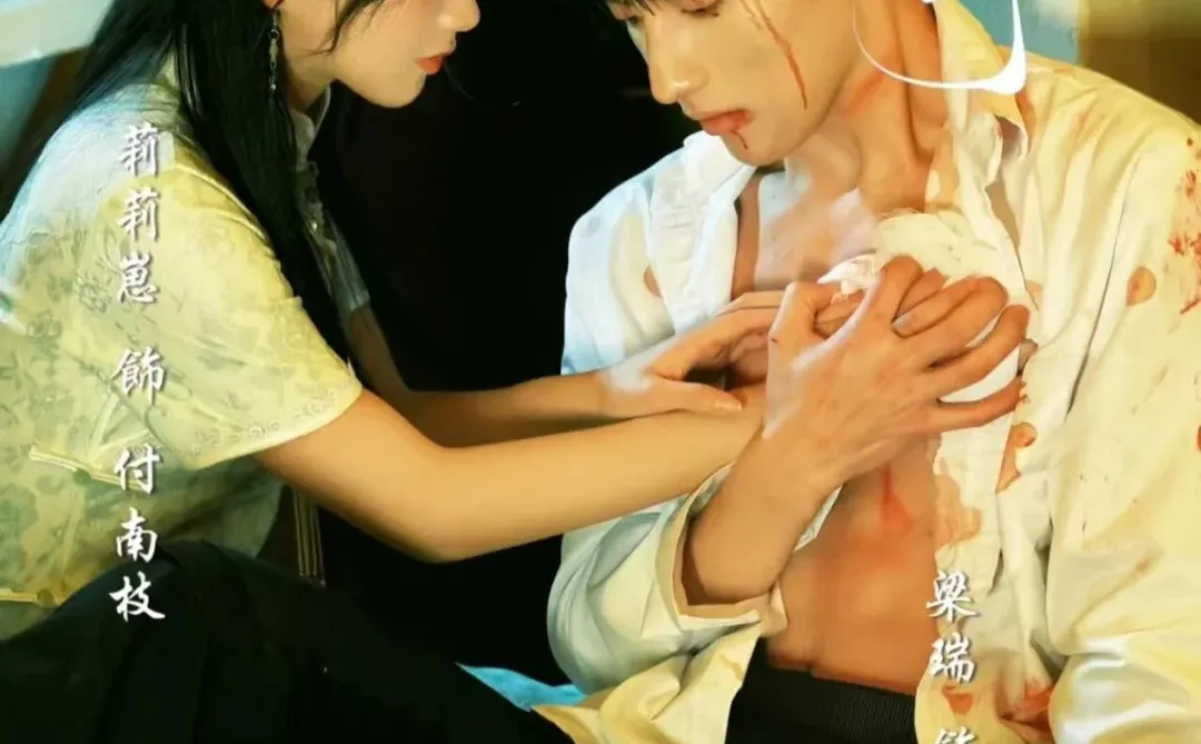 忍不住脑补一出霸总爱上我的大戏