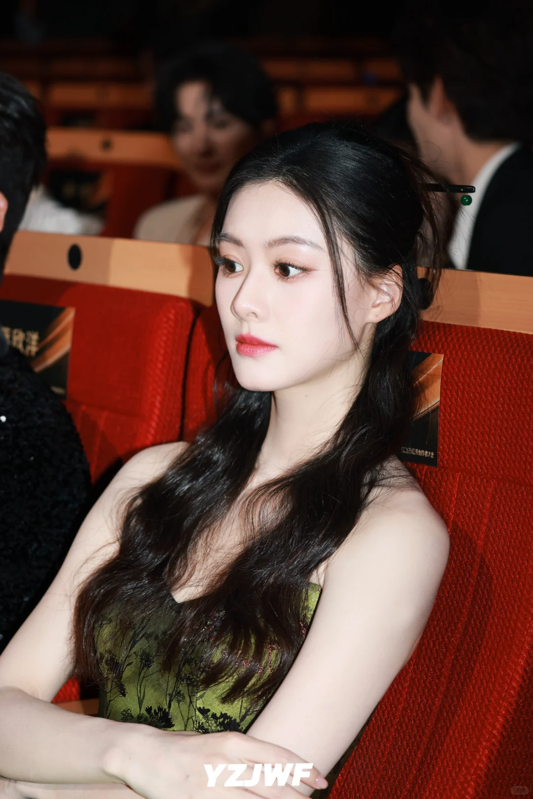 复仇与禁忌之恋剧团🙂