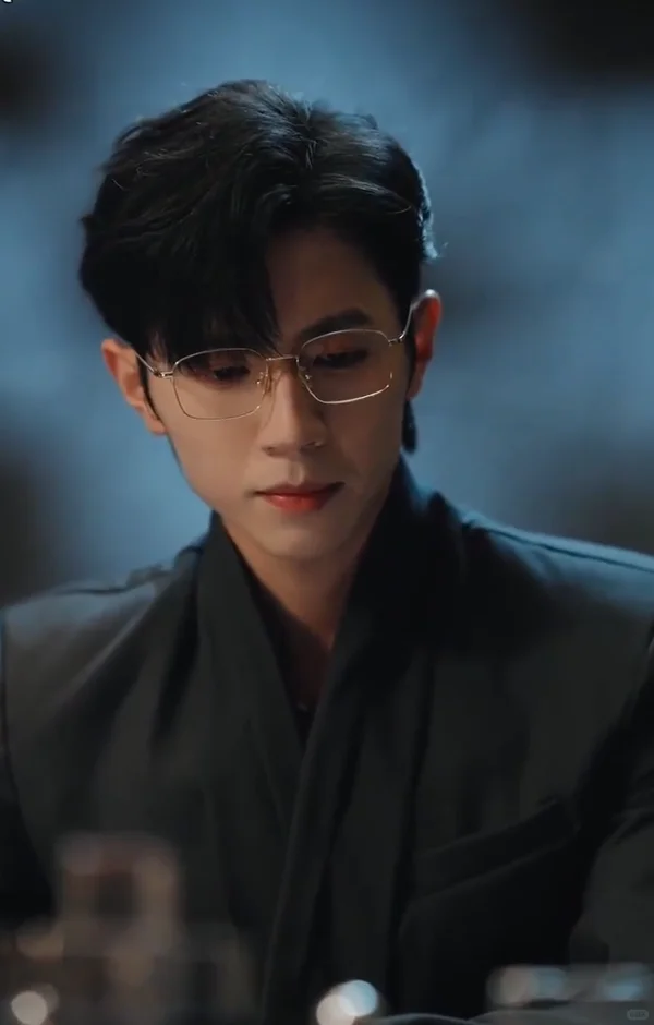 《烬上余温》（赵冠宇/林籽蓉）短剧推荐