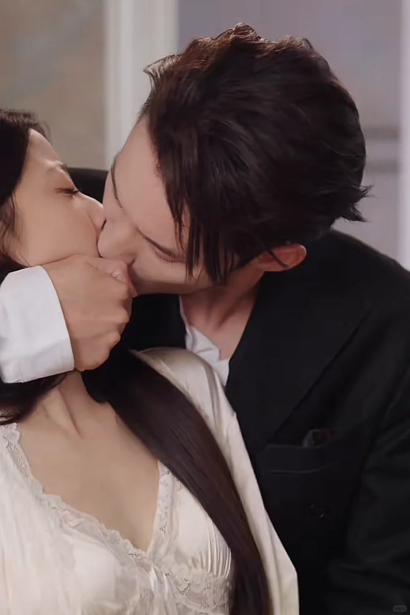 🆘女主抢了姐姐的功劳，当男主的白月光❗️❗️