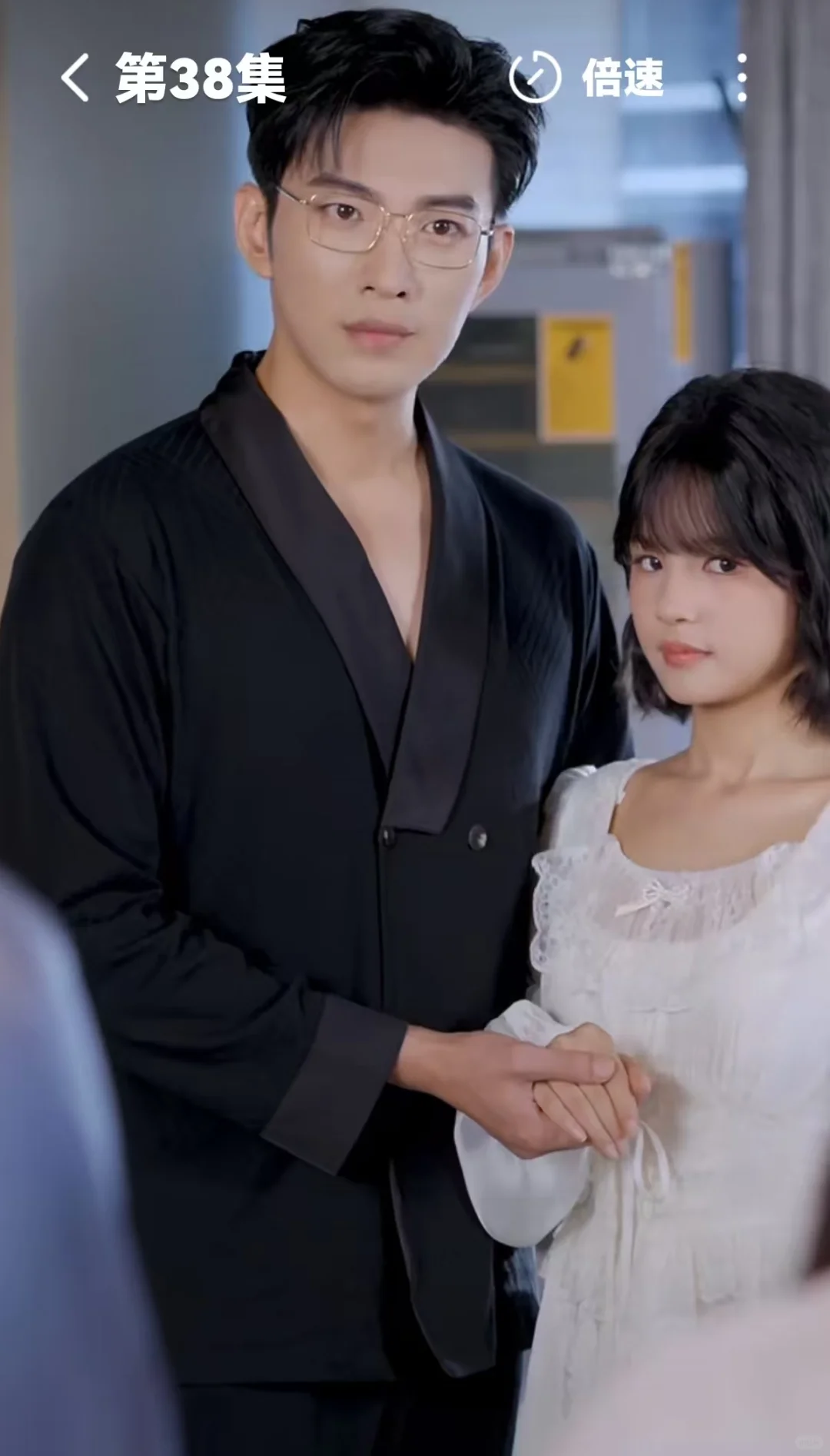 短剧伉俪于龙&杨伊璐深情演绎甜宠情爱剧！