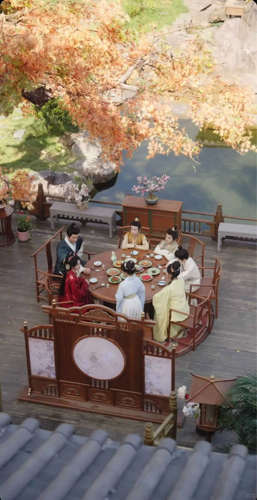 我在竖短看到了古装细糠