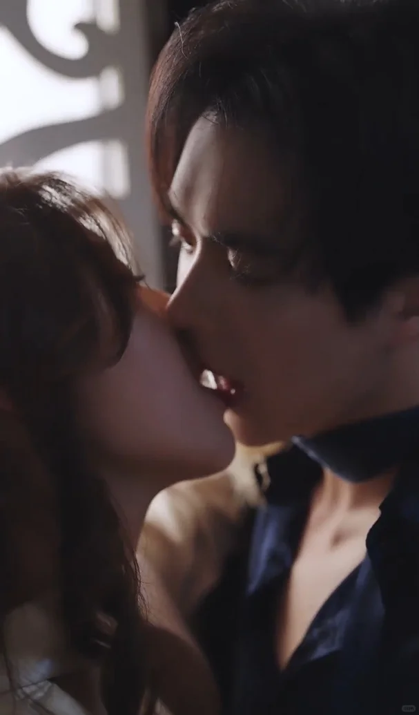 姐姐，留我一次！我可比模子哥的技术好！