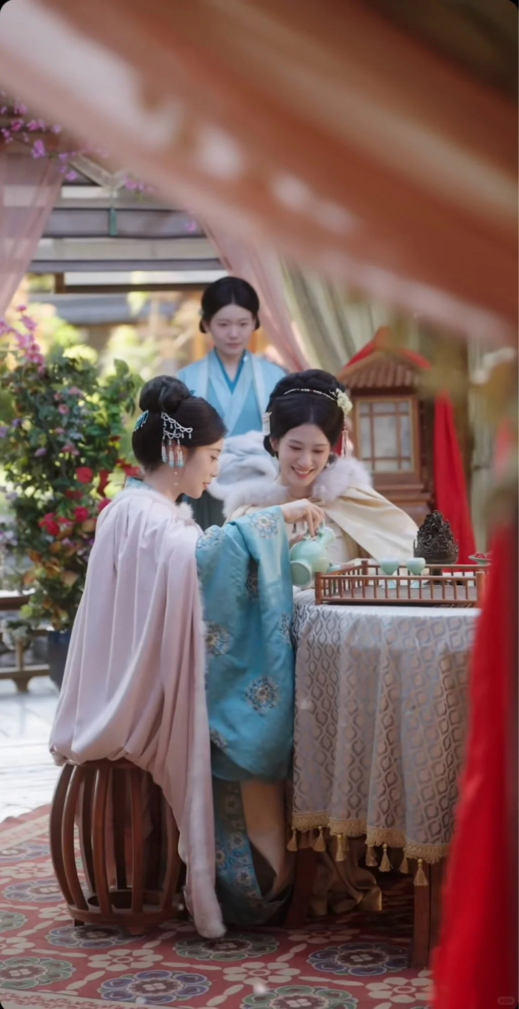 我在竖短看到了古装细糠