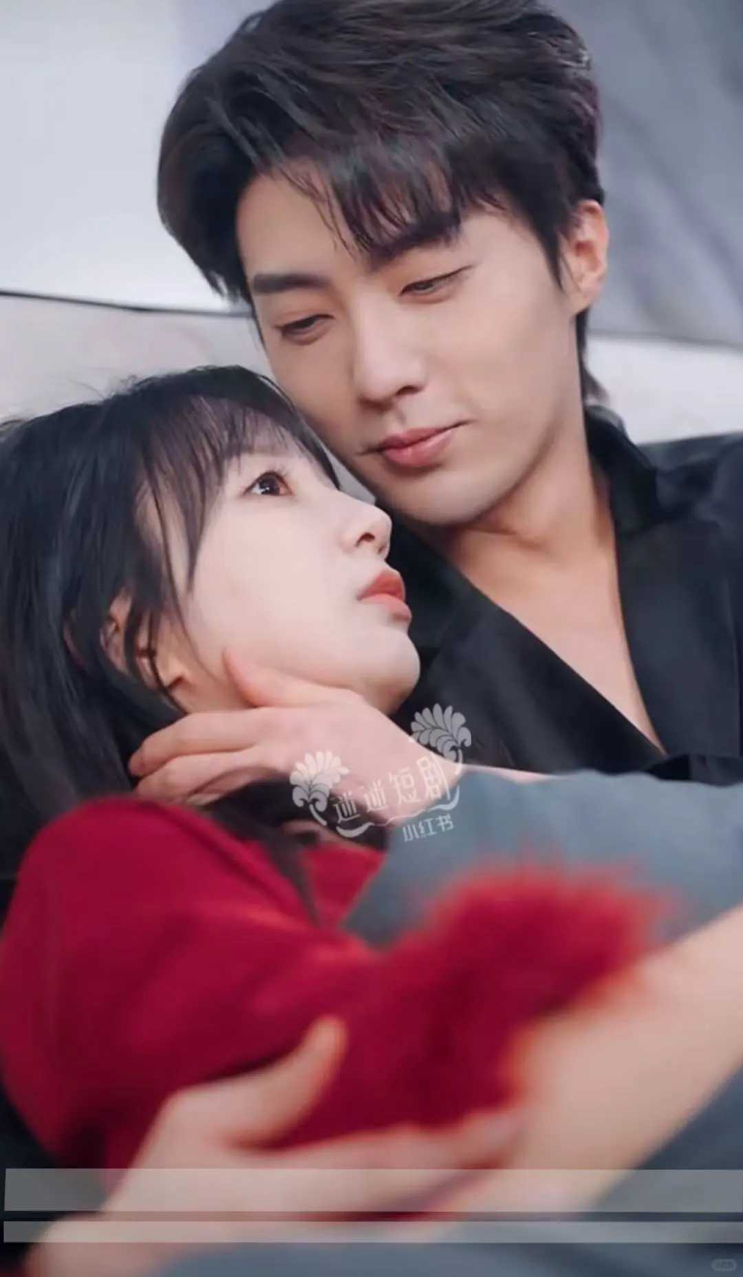 短剧推荐：火海燎原吻赎星光 刘兰博，象韵