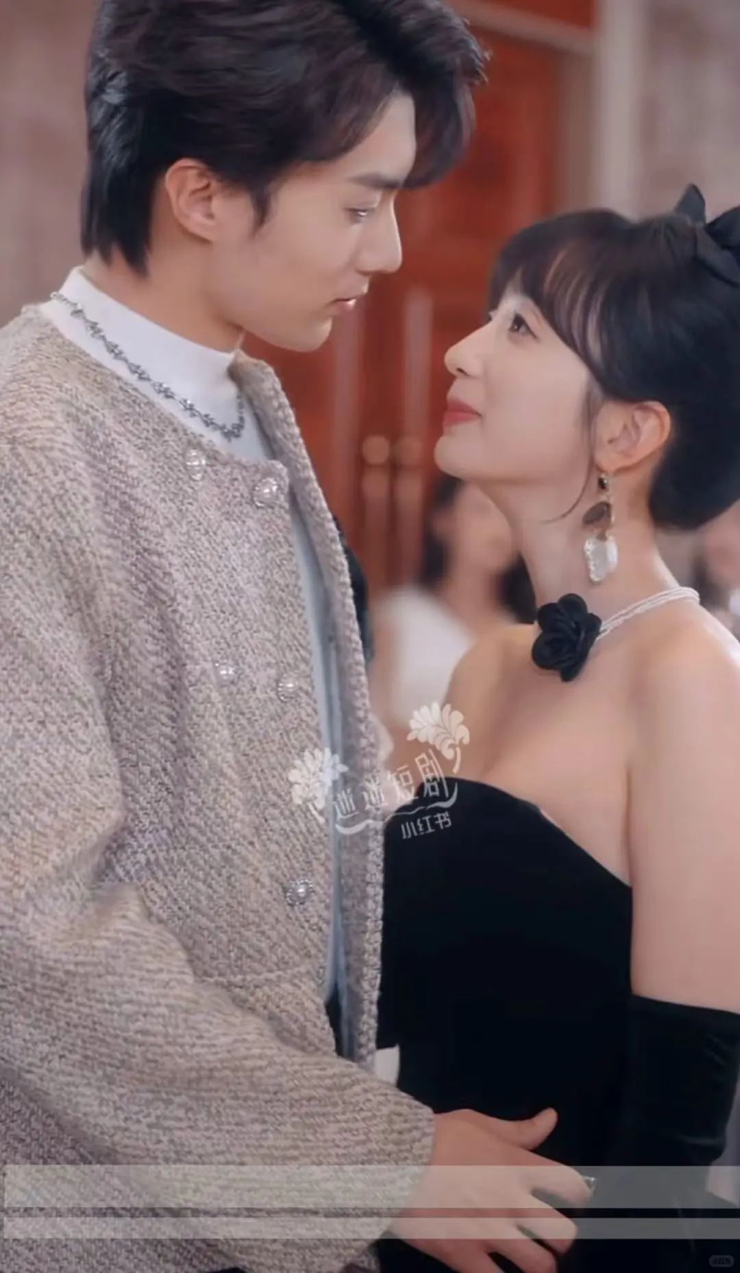 短剧推荐：火海燎原吻赎星光 刘兰博，象韵