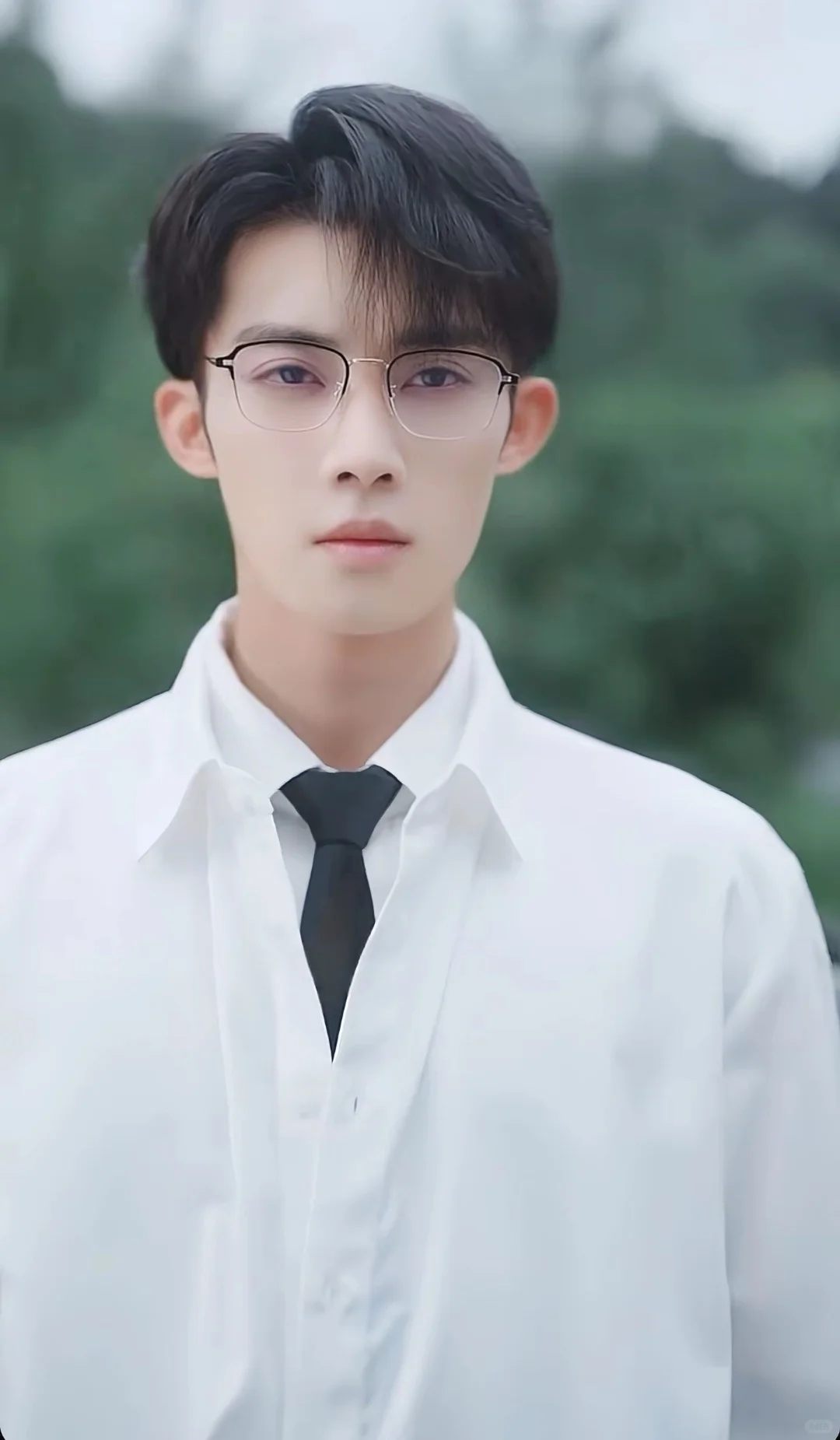 这剧是真疯真强制！我宣布目前无代餐！