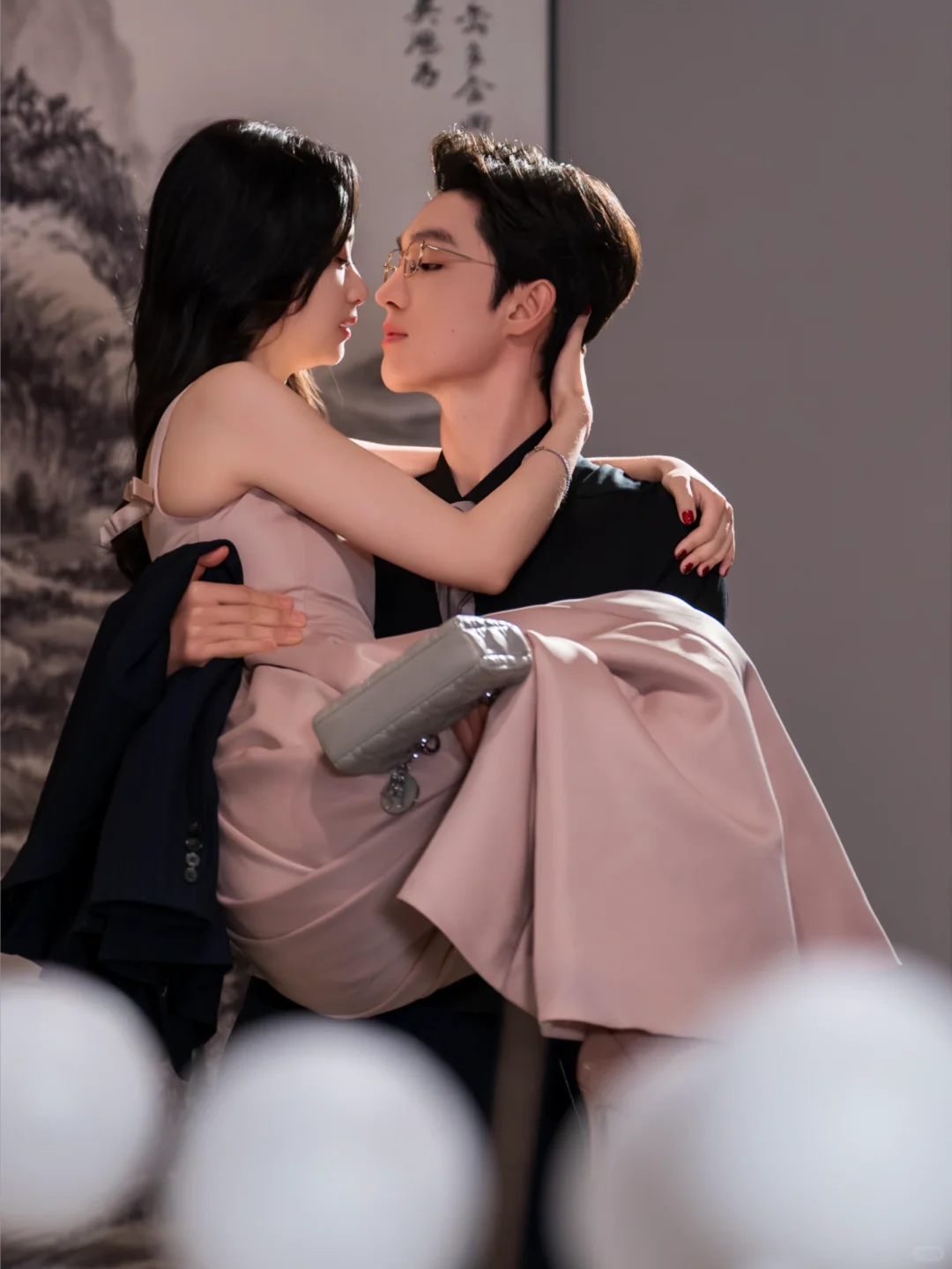 救命🆘男女主的嘴一集也没分开过 ，太上头❗