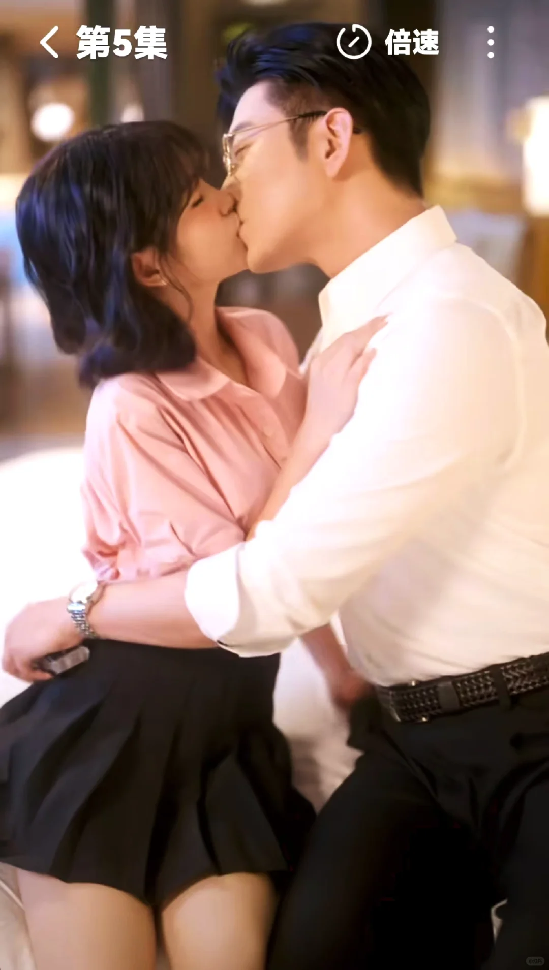 短剧伉俪于龙&杨伊璐深情演绎甜宠情爱剧！