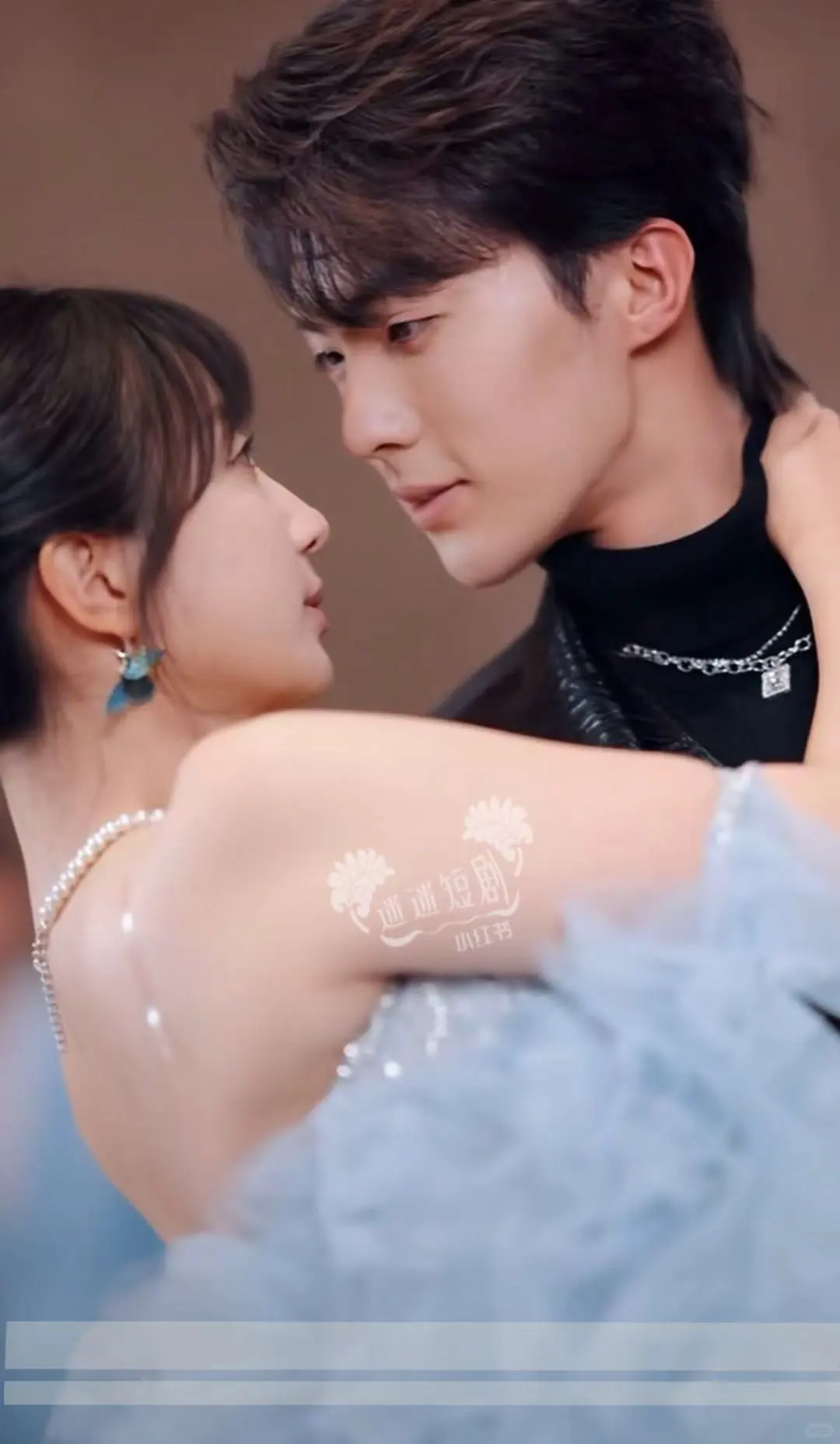 短剧推荐：火海燎原吻赎星光 刘兰博，象韵