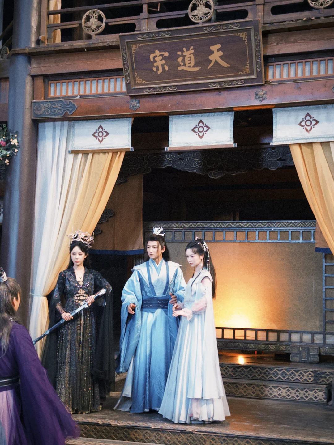 我们短剧有自己的群像戏