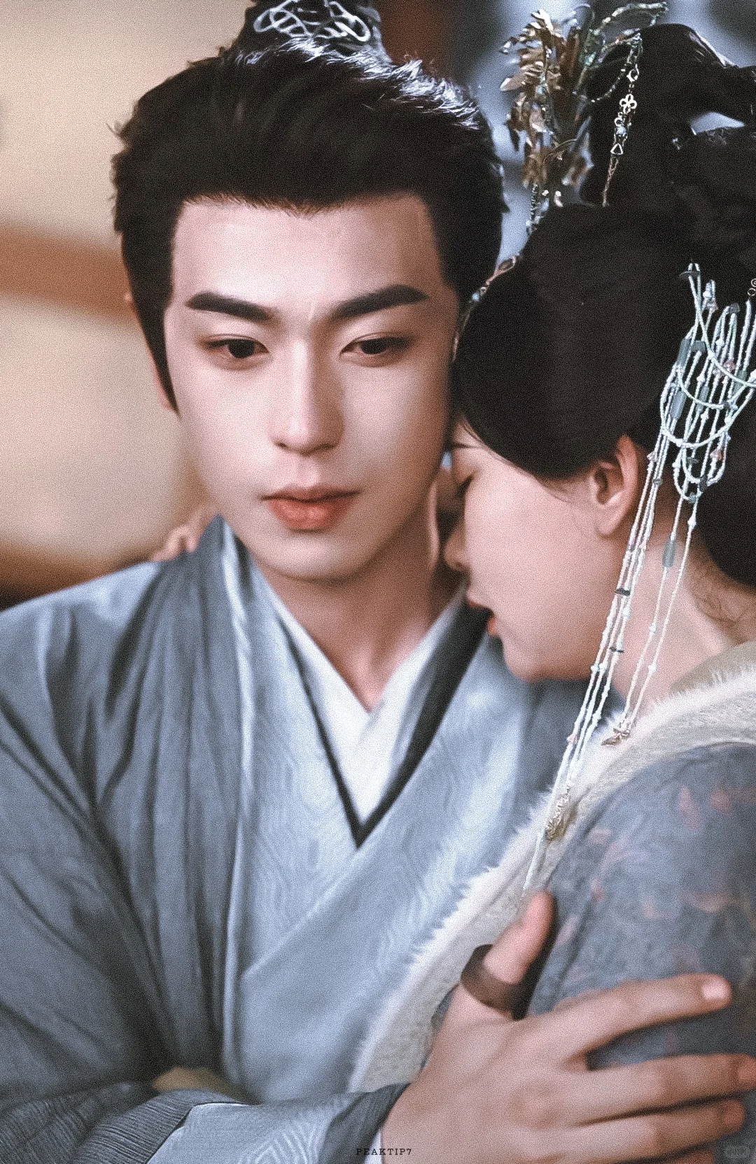 又在红果里看上细糠了，性张力拉满！